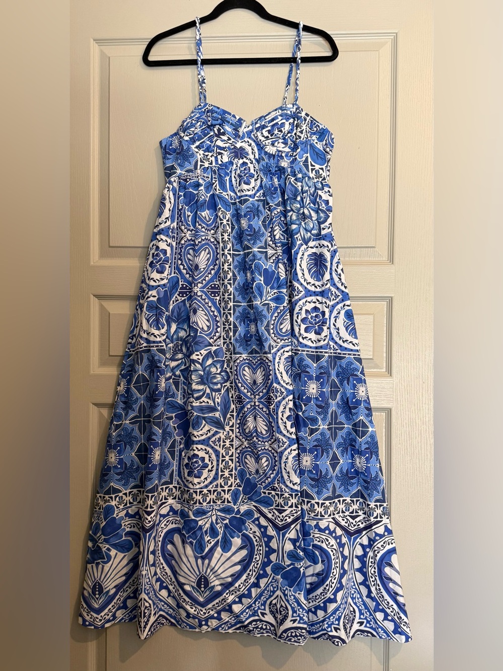 Farm Rio Blue Tile Dream Sleeveless Maxi Dress Size Medium NWT - Picture 3 of 12